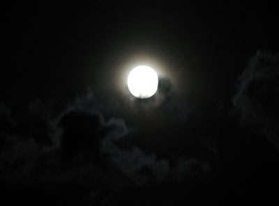 [Foto Mond]